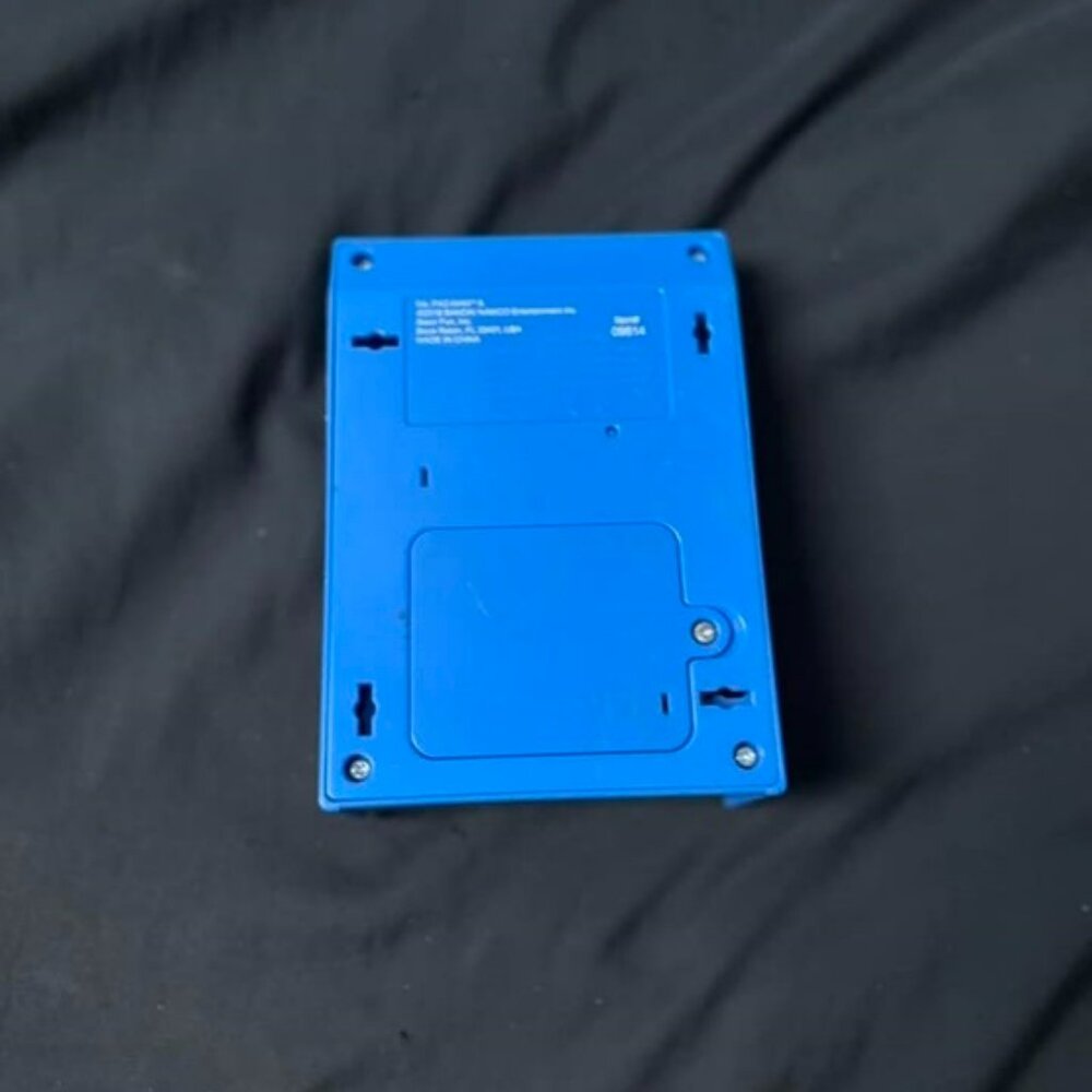 Ms Pac Man Minnie Handheld - Picture 3 of 3